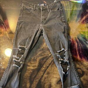 Hollister Dark Gray Distressed Cropped Jeans